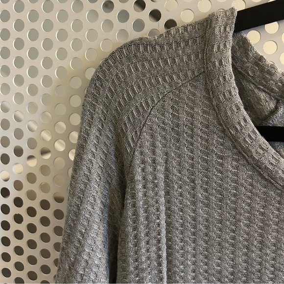Chaser Waffle Knit Long-sleeve Thermal Size Medium in Grey - Picture 8 of 8